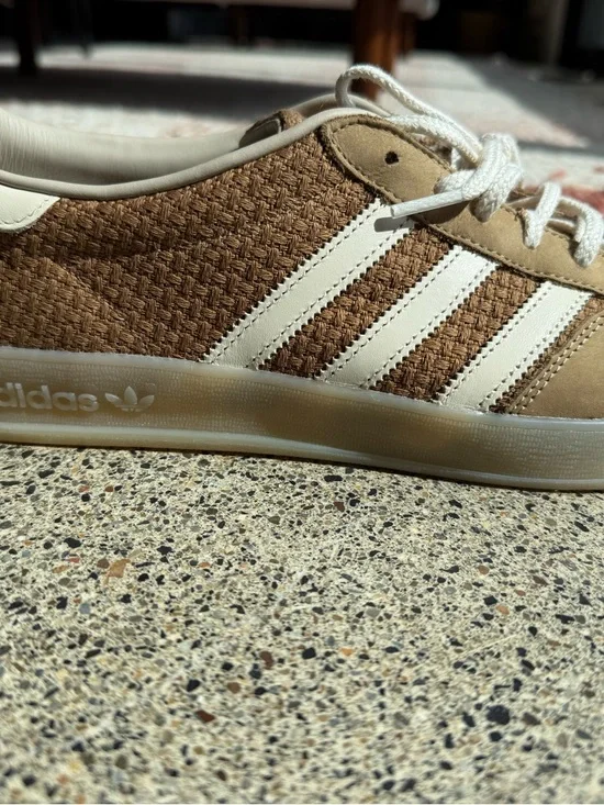 adidas Gazelle Indoor Men’s Sneakers in Brown and White - Picture 2 of 3